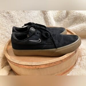 Nike Shane O’Neill SB Solar Black Low Top Sneakers Skater Women’s US 7.5/UK 38.5